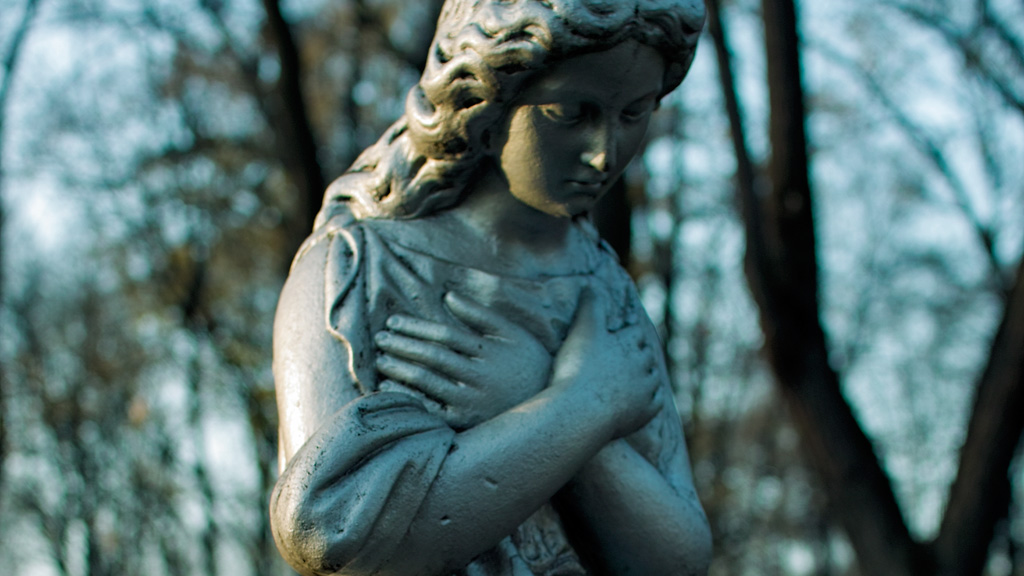 В голубом || Введенское кладбище, Москва | Vvedenskoe cemetery, Moscow
